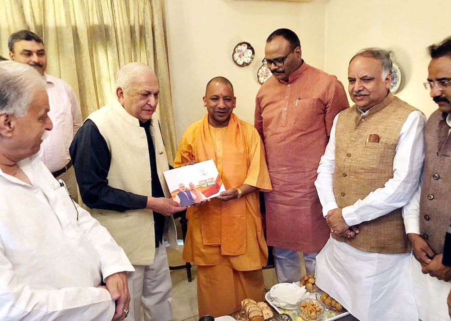 UPCM 'संपर्क फॉर समर्थन' के तहत में हृदय रोग विशेषज्ञ पद्मश्री डॉ. मंसूर हसन से मुलाकात करते हुए