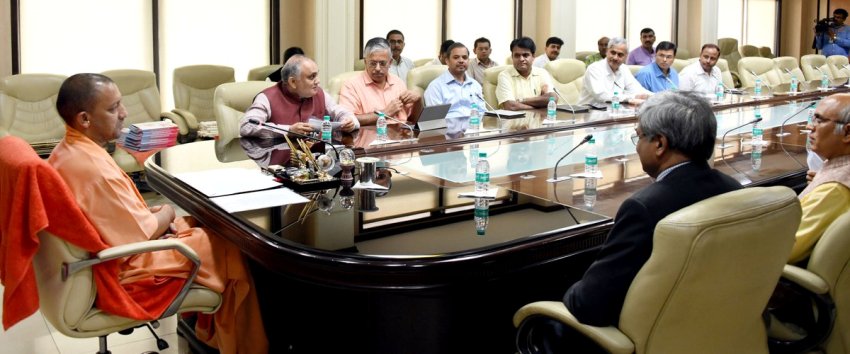 UPCM शास्त्री भवन में विदेशों में तैनात भारतीय हेड आॅफ मिशन्स से मुलाकत करते हुए