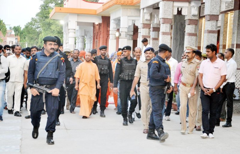 UPCM गोरखपुर प्रवास के दौरान गोरखनाथ मंदिर में