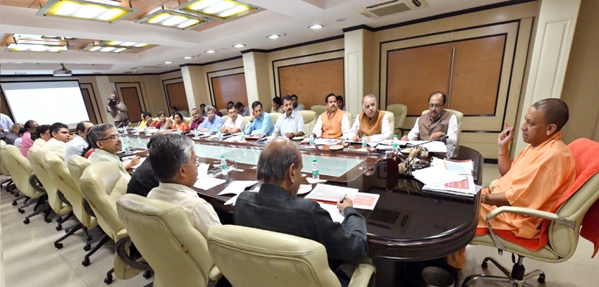 UPCM ने A.E.S और J.E. की रोकथाम व नियंत्रण के सम्बन्ध में समीक्षा बैठक की