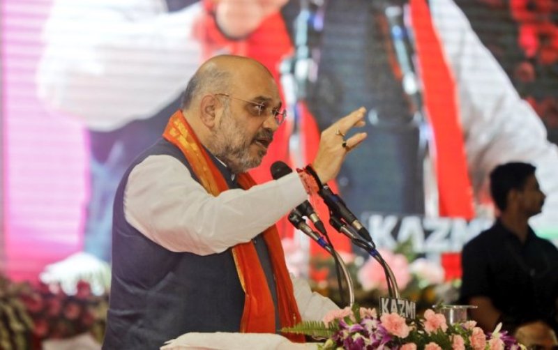 राष्ट्रीय अध्यक्ष अमित शाह आगरा में आयोजित प्रबुद्धजन सम्मेलन को संबोधित करते हुए