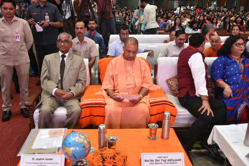 UPCM CMS में आयोजित 8वें "अन्तर्राष्ट्रीय मीडिया सम्मेलन" कार्यक्रम में हुए शामिल