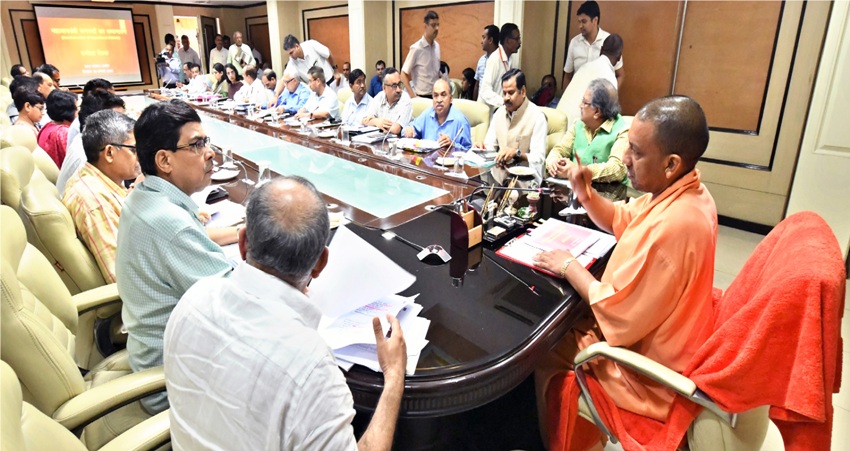 UPCM ने वीडियो काॅन्फ्रेंसिंग के माध्यम से 'सांसद आदर्श ग्राम' योजना की समीक्षा बैठक की