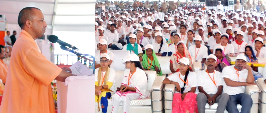 UPCM फतेहपुर के ग्राम हसनापुर सानी में ‘स्वच्छता ही सेवा अभियान-2018’ कार्यक्रम को सम्बोधित करते हुए