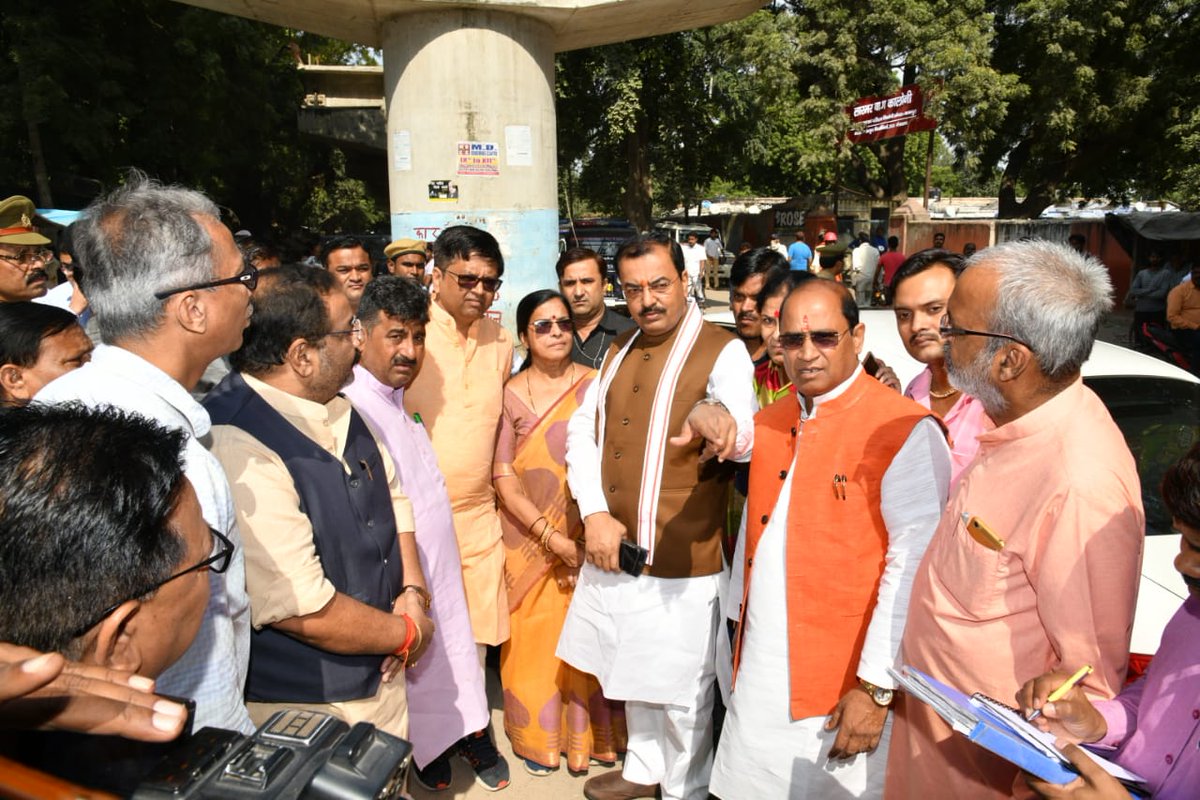 UP_Dy_CM कानपुर नगर में रेलवे ओवर ब्रिज 42 स्पेशल गंगा घाट का निरीक्षण करते हुए