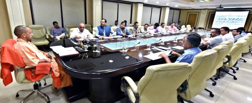 UPCM अधिकारियों को लैंड पूलिंग एक्ट व नगरों के प्रभावी नियोजन के लिए टाउन प्लानिंग एक्ट बनाने के निर्देश देते हुए