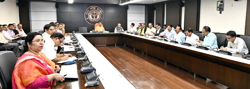 UPCM के समक्ष UP-उपभोक्ता संरक्षण नियमावली, 1987 के संदर्भ में माॅडल रूल्स को प्रख्यापित किए जाने हेतु प्रस्तुतिकरण किए गया