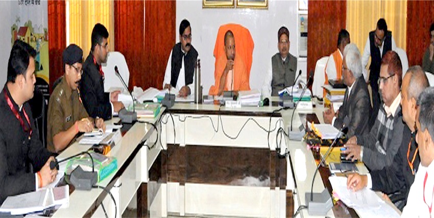UPCM ने श्रावस्ती जनपद के भ्रमण के दौरान जनपद के विकास कार्यों की समीक्षा की