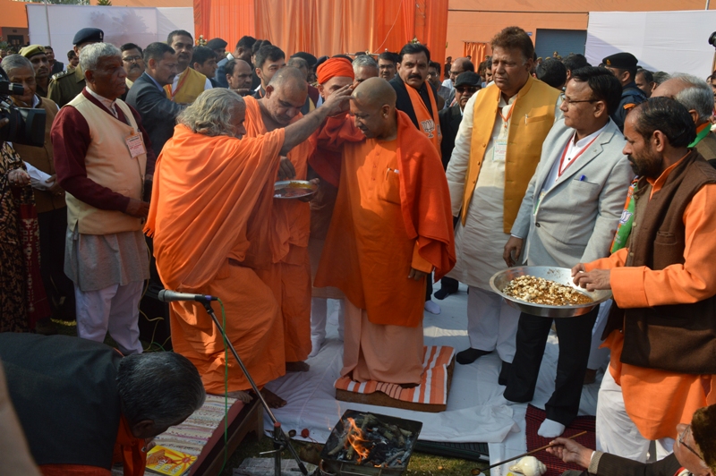 UPCM गाजियाबाद के विकास की परियोजनाओं का शिलान्यास एवं लोकार्पण करते हुए