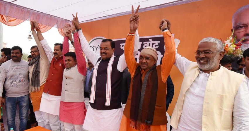 UP_Dy_CM पहला वोट मोदी को संकल्प अभियान का शुभारम्भ करते हुए