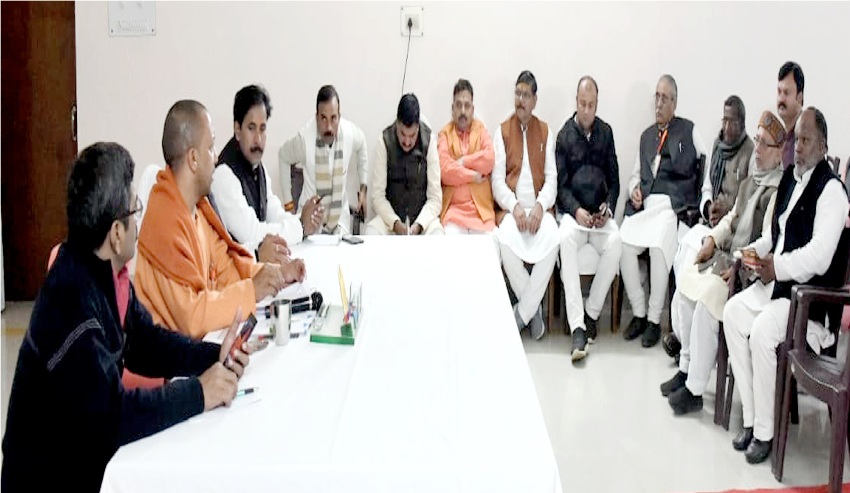 UPCM प्रधानमंत्री के 19 फरवरी, 2019 को प्रस्तावित वाराणसी भ्रमण कार्यक्रम की व्यापक समीक्षा करते हुए