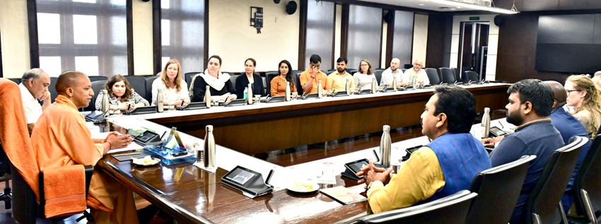 UPCM योगी आदित्यनाथ से अमेरिका से आए प्रतिनिधिमण्डल ने भेंट की