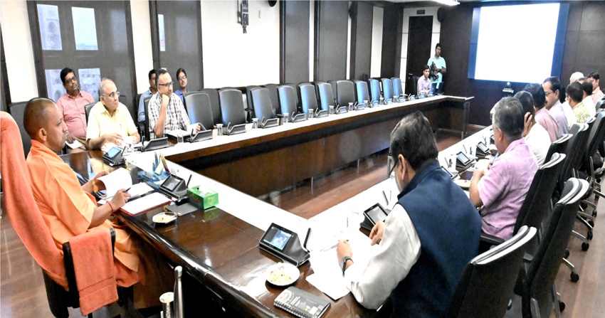 UPCM ने बुन्देलखण्ड व विन्ध्य क्षेत्र और गुणता प्रभावित ग्रामों की पाइप पेयजल परियोजना की प्रगति की समीक्षा की