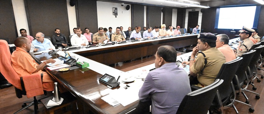 UPCM योगी आदित्यनाथ ने कारागार प्रशासन एवं सुधार विभाग की समीक्षा की
