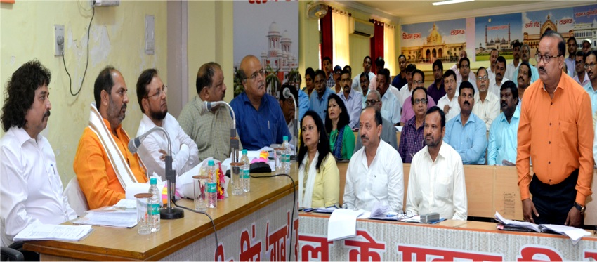 खेल मंत्री उपेन्द्र तिवारी ने खेल विभाग के कार्यों की समीक्षा की