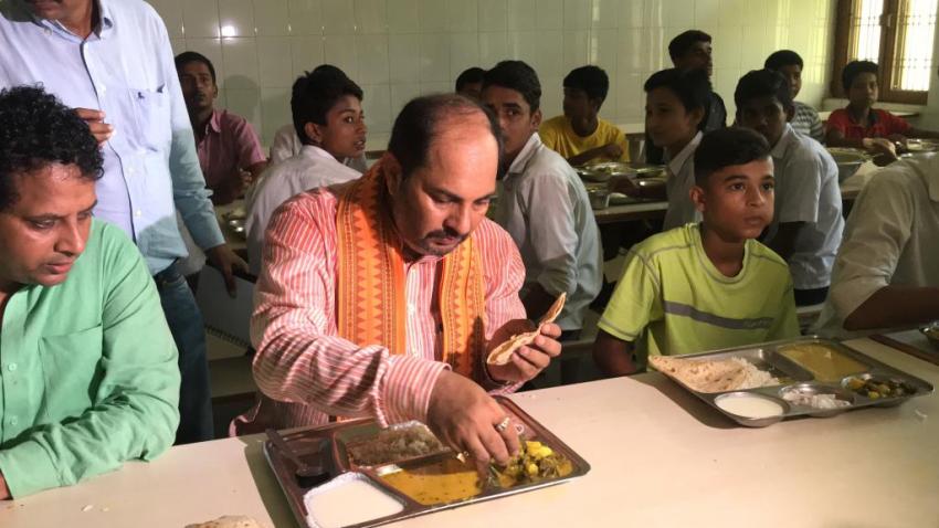 खेल राज्य मंत्री ने गुरू गोविन्द सिंह स्पोर्ट्स काॅलेज का औचक निरीक्षण किया