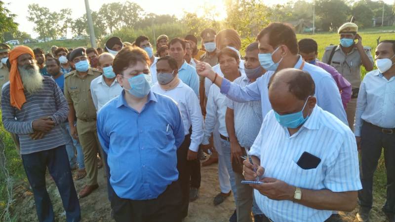 नोडल अधिकारी ने बाढ़ की तैयारियों की समीक्षा, अधिकारियों ने पीपीटी के जरिए बताई तैयारियां