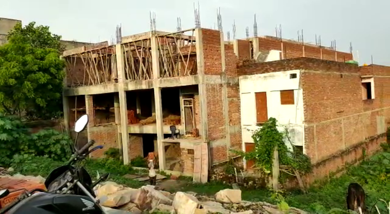LDA Lucknow: उपाध्यक्ष जी आखिर कैसे रुकेगा अवैध निर्माण? जब अधिकारी काट रहे मलाई