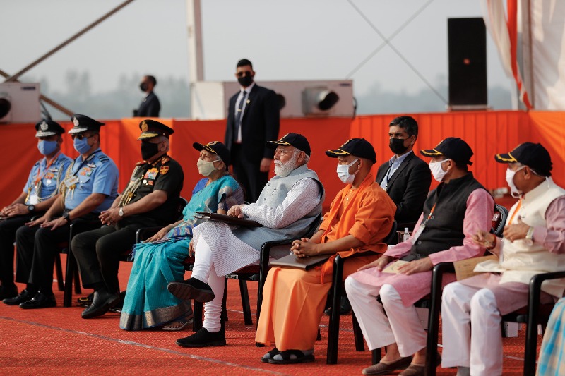 PM Modi: प्रधानमंत्री ने जनपद सुलतानपुर में पूर्वांचल एक्सप्रेस-वे का लोकार्पण किया